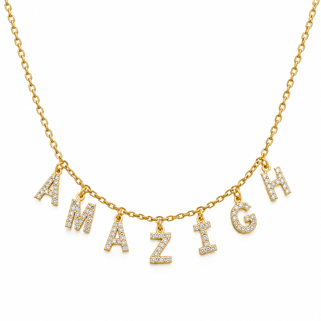 Bijoux kabyles et mariage : un symbole fort de la femme et de la tradition collier amazigh lettres fond blanc